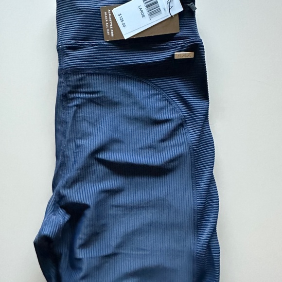 Alala 2 piece navy set cardigan and leggings size Medium and Large - Picture 6 of 9